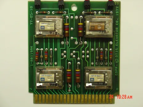 7305.1020 board